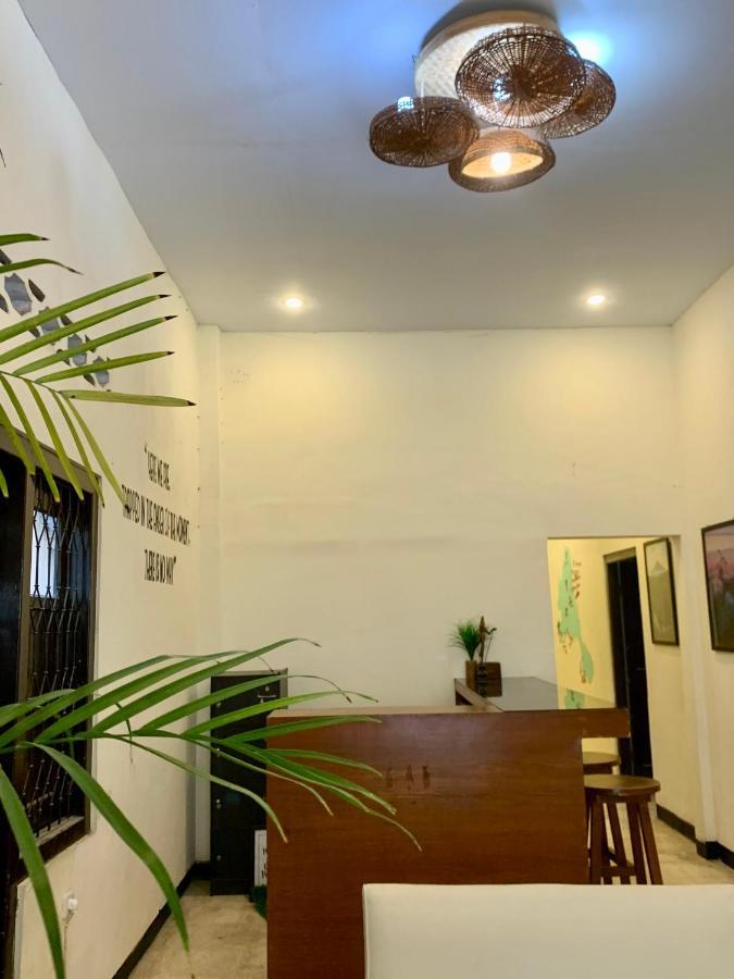 Good Feeling Hostel Banyuwangi  Ngoại thất bức ảnh